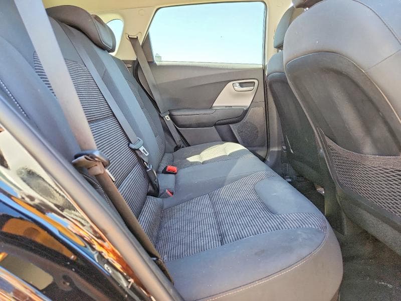 2020 KIA NIRO LX 11