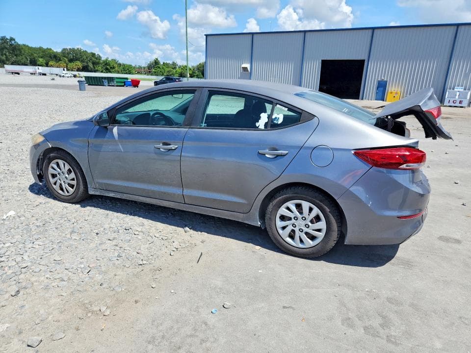 2018 HYUNDAI ELANTRA SE 2