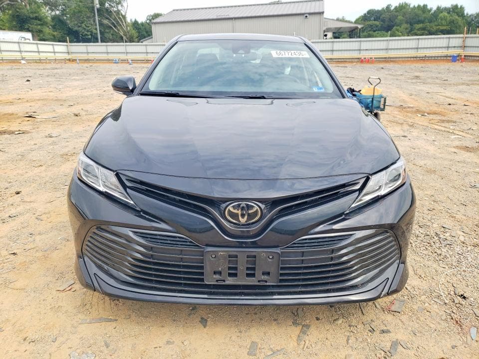 2020 TOYOTA CAMRY LE 5