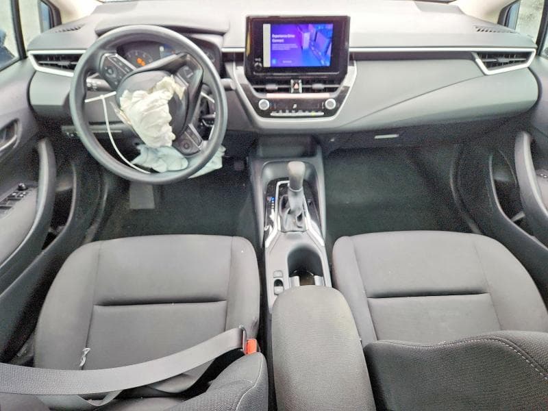 2025 TOYOTA COROLLA LE 8