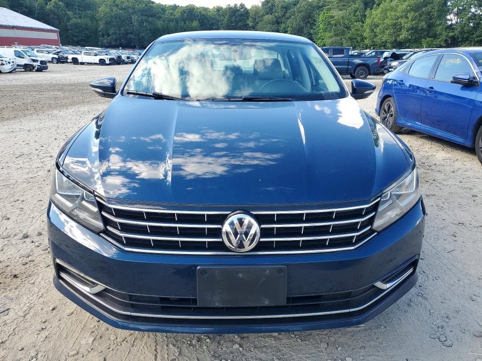 2018 VOLKSWAGEN PASSAT S 5