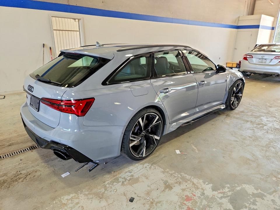 2023 AUDI RS6 3