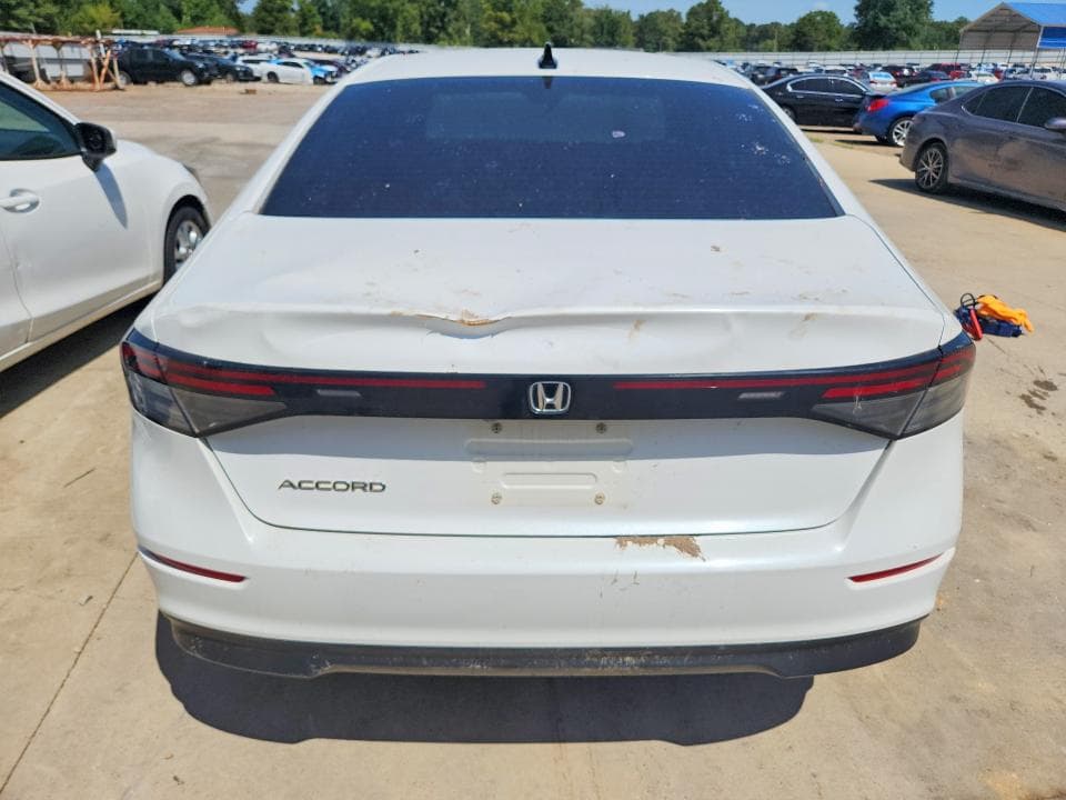 2025 HONDA ACCORD SE 6