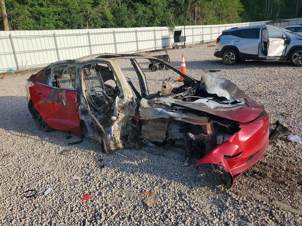 2018 TESLA MODEL 3 4