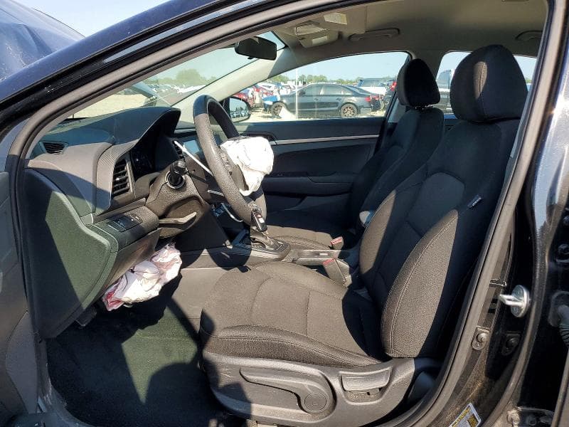 2020 HYUNDAI ELANTRA SE 7