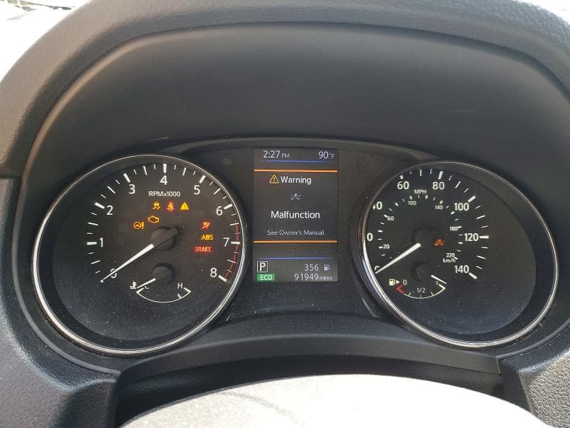 2018 NISSAN ROGUE S 9