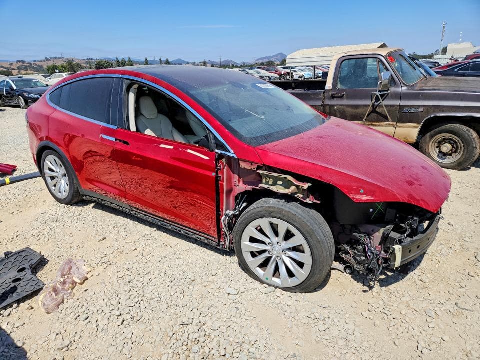 2018 TESLA MODEL X 4