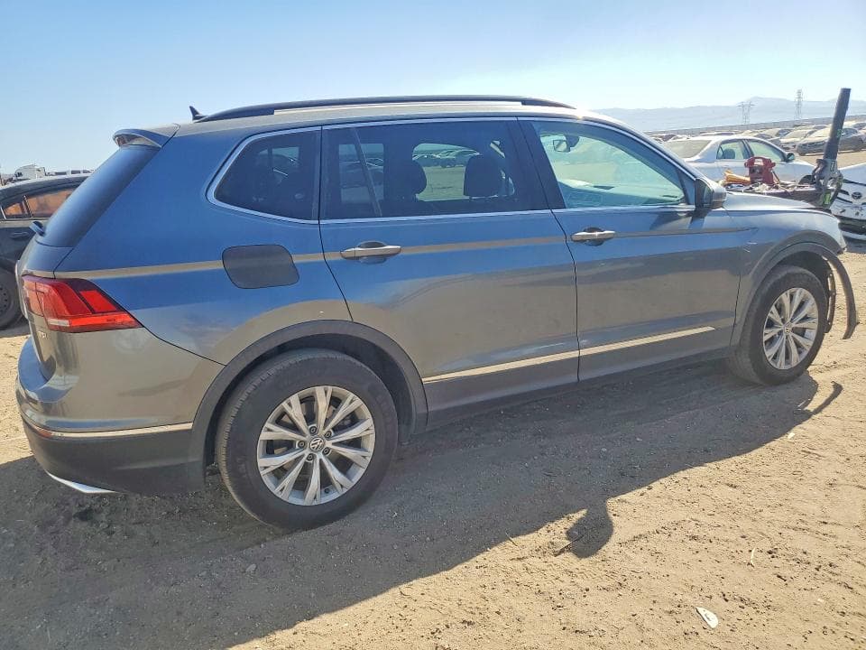 2018 VOLKSWAGEN TIGUAN SE 3