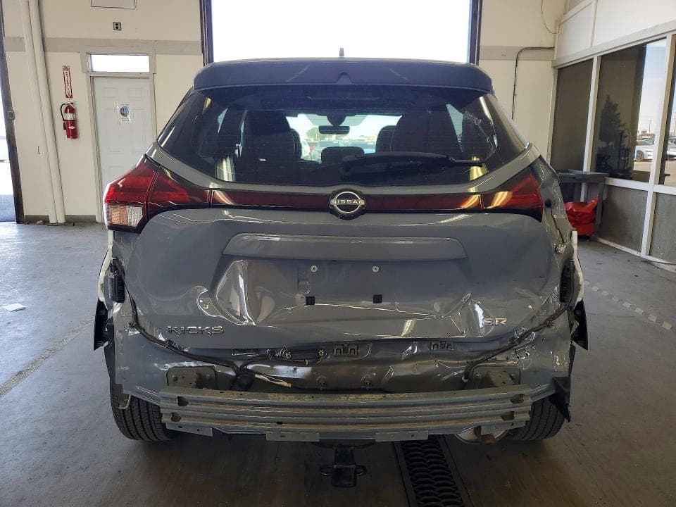 2022 NISSAN KICKS SR 6