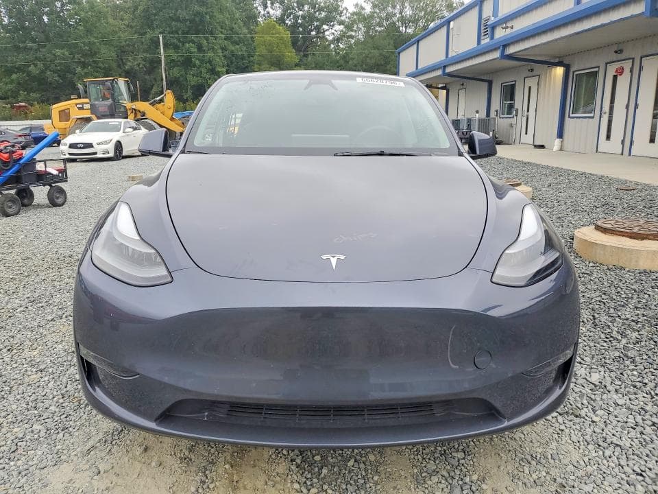 2023 TESLA MODEL Y 5