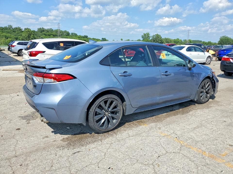 2023 TOYOTA COROLLA SE 3