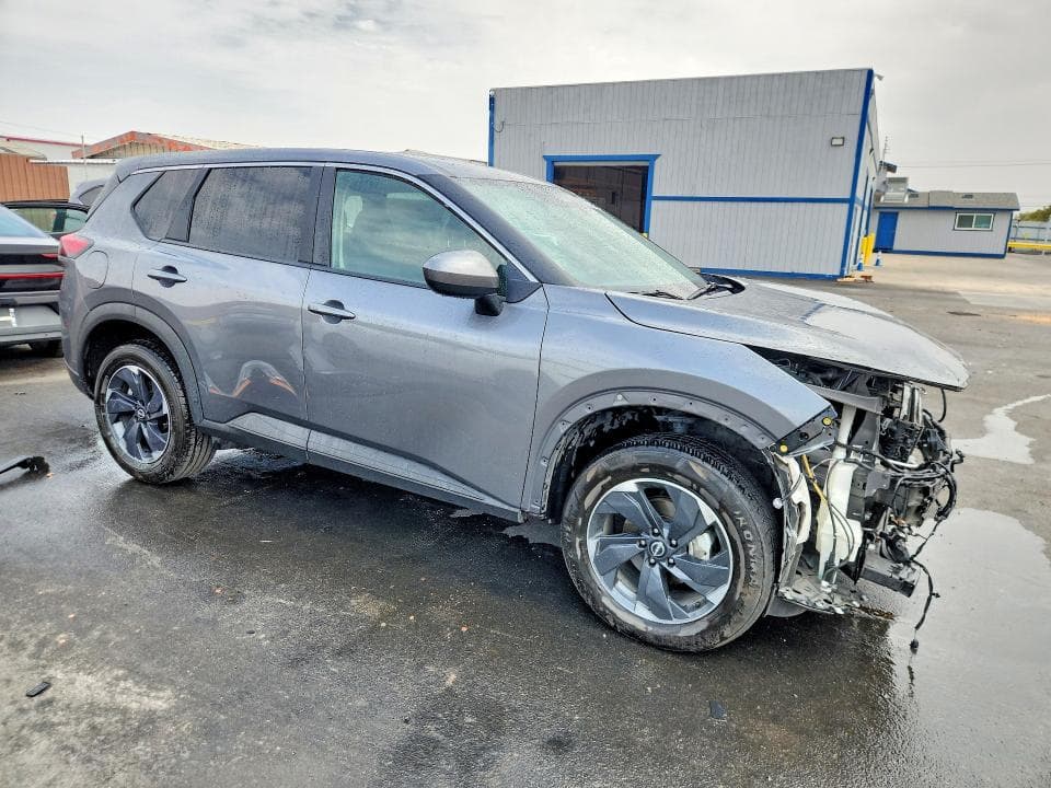 2025 NISSAN ROGUE SV 4