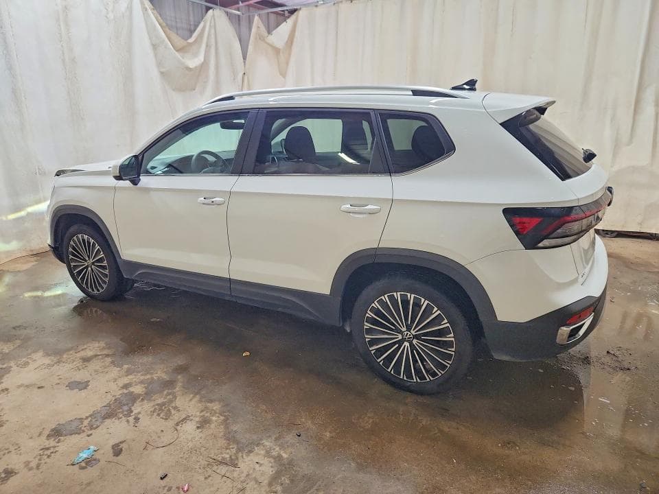 2026 VOLKSWAGEN TAOS SE 2