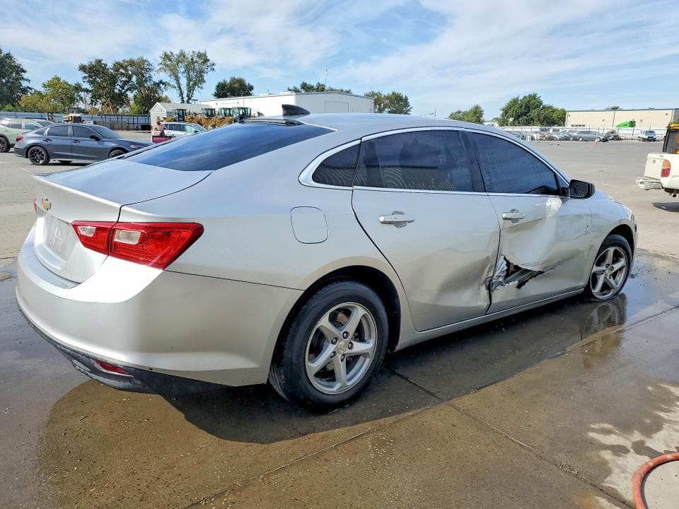 2018 CHEVROLET MALIBU LS 3