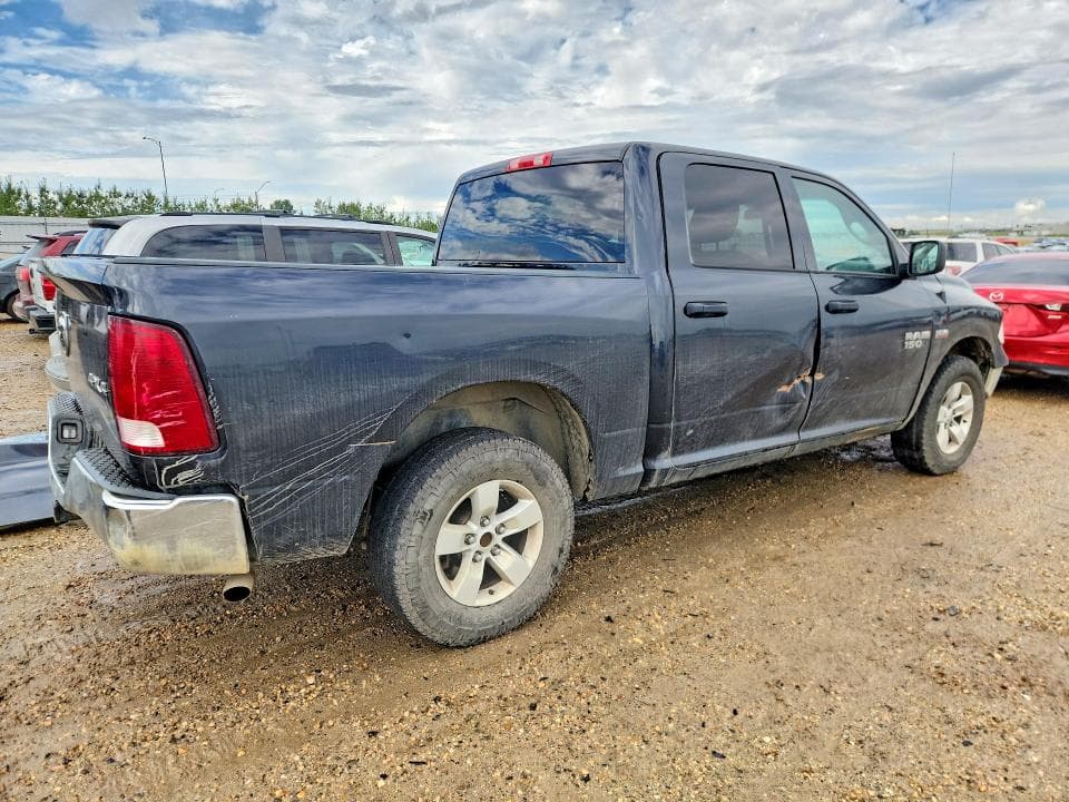 2017 RAM 1500 ST 3