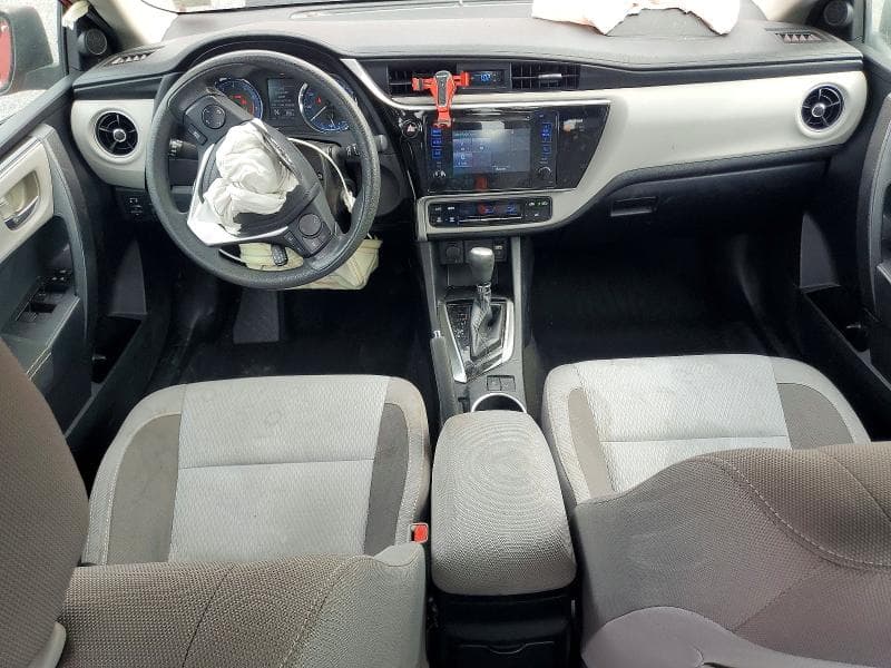 2017 TOYOTA COROLLA LE 8