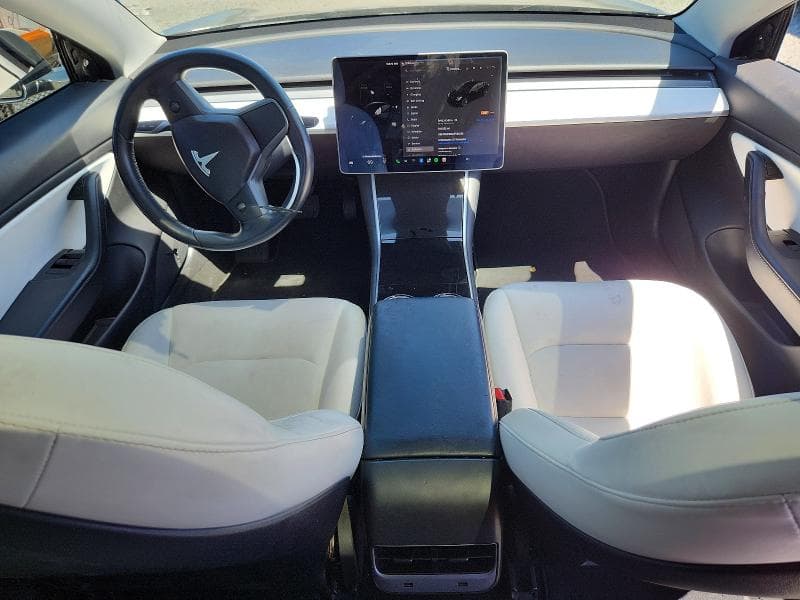 2018 TESLA MODEL 3 8