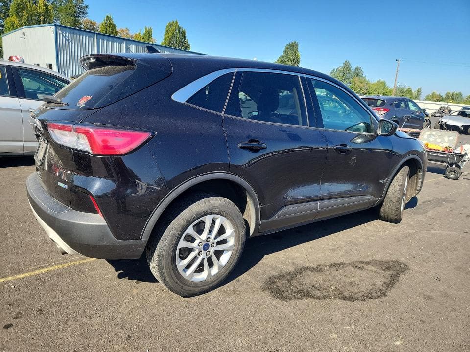2020 FORD ESCAPE SE 3