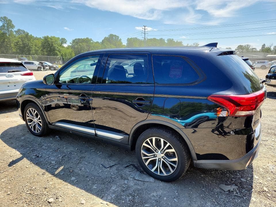2017 MITSUBISHI OUTLANDER ES 2