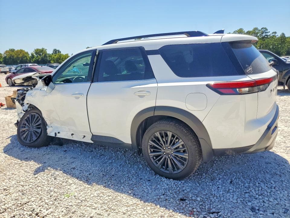2026 NISSAN PATHFINDER SL 2