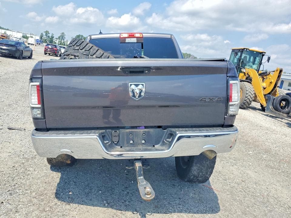 2017 RAM 1500 LARAMIE 6