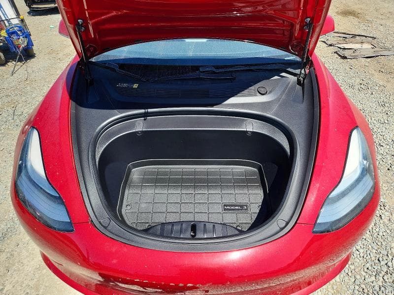 2018 TESLA MODEL 3 11