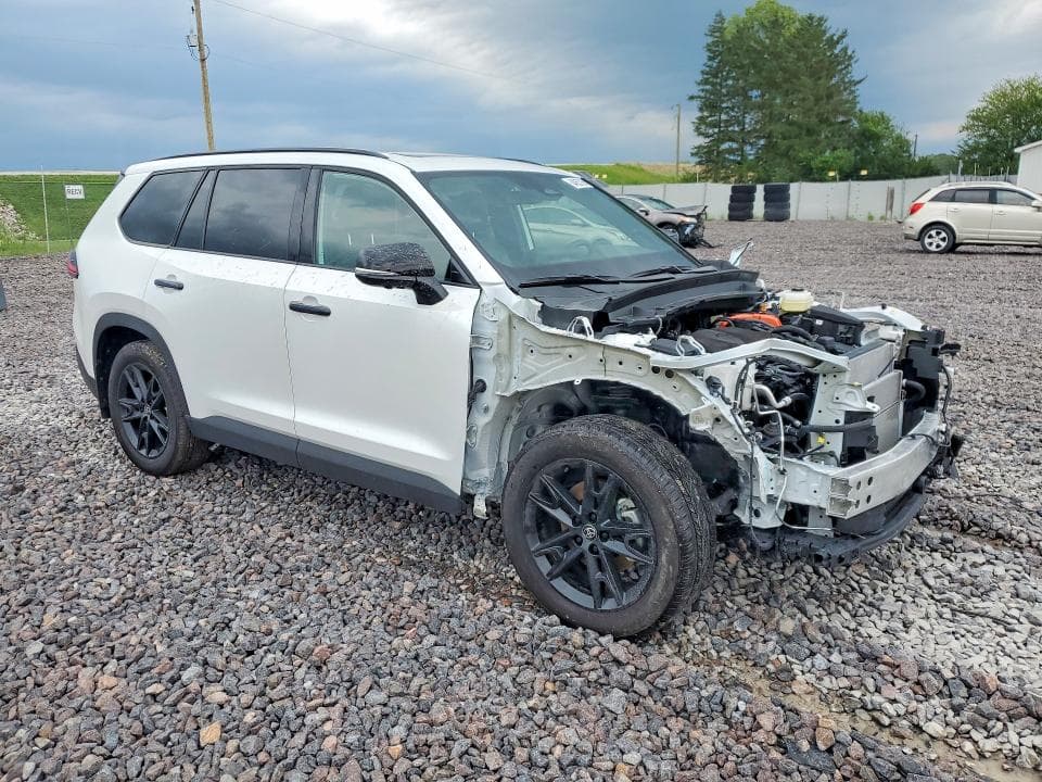 2026 TOYOTA GRAND HIGHLANDER HYBRID NIGHTSHADE 4