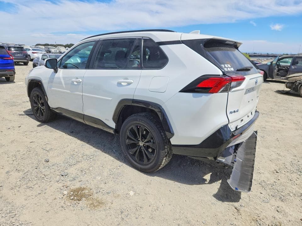 2022 TOYOTA RAV4 SE 2