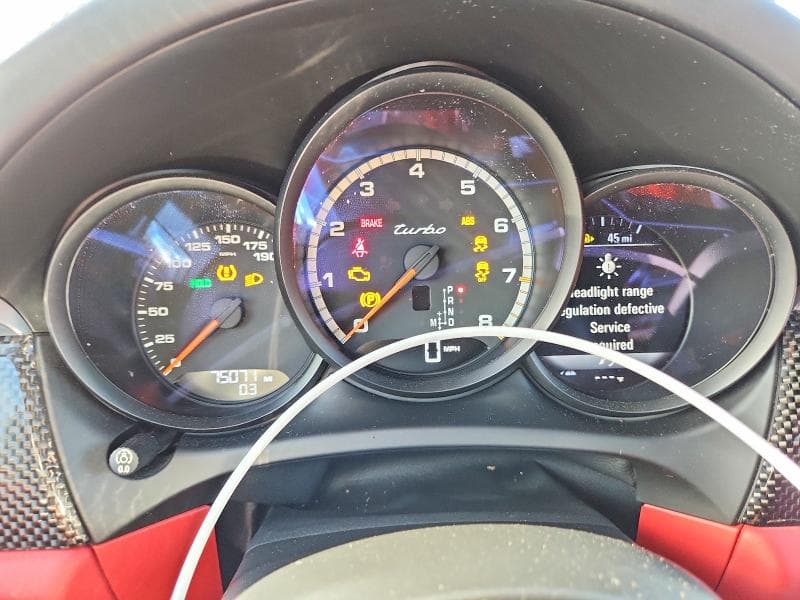 2018 PORSCHE MACAN TURBO 9