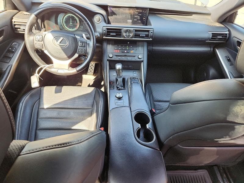 2019 LEXUS IS 300 8