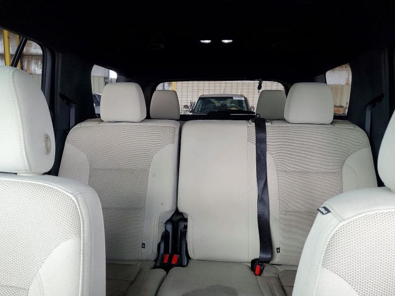 2023 CHEVROLET TRAVERSE LS 10