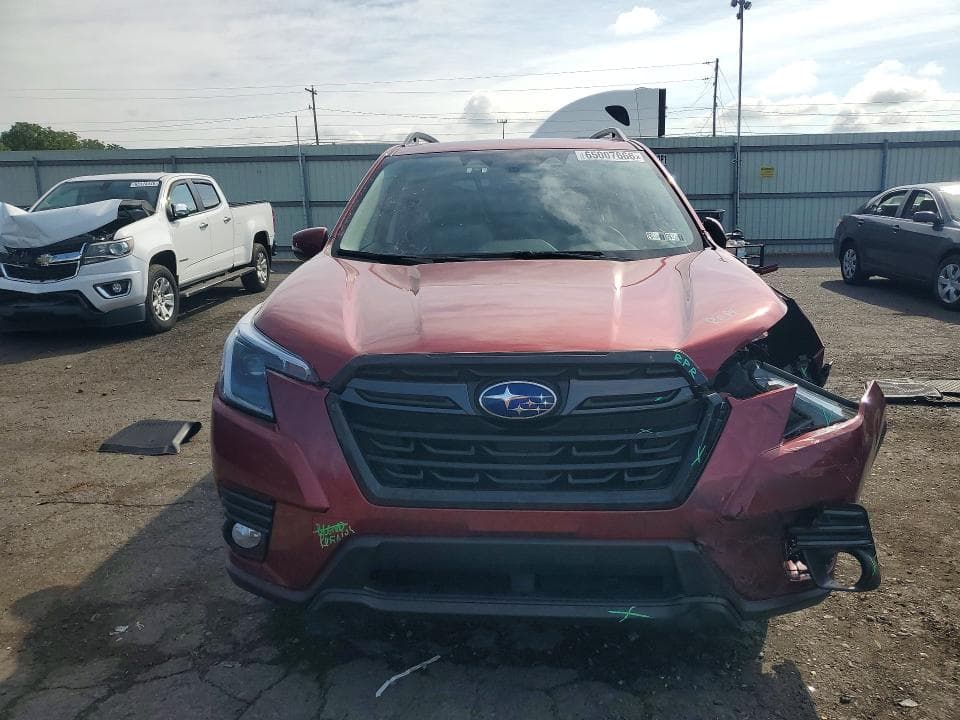 2023 SUBARU FORESTER LIMITED 5