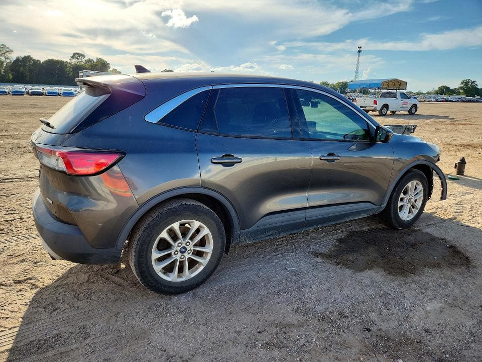 2020 FORD ESCAPE SE 3