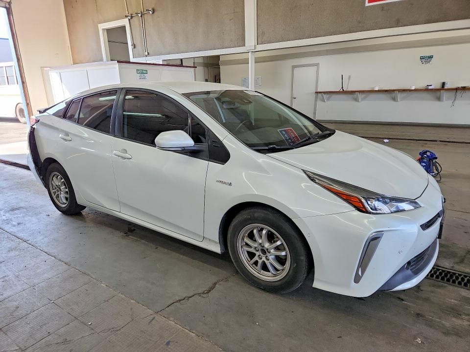 2021 TOYOTA PRIUS XLE AWD-E 4