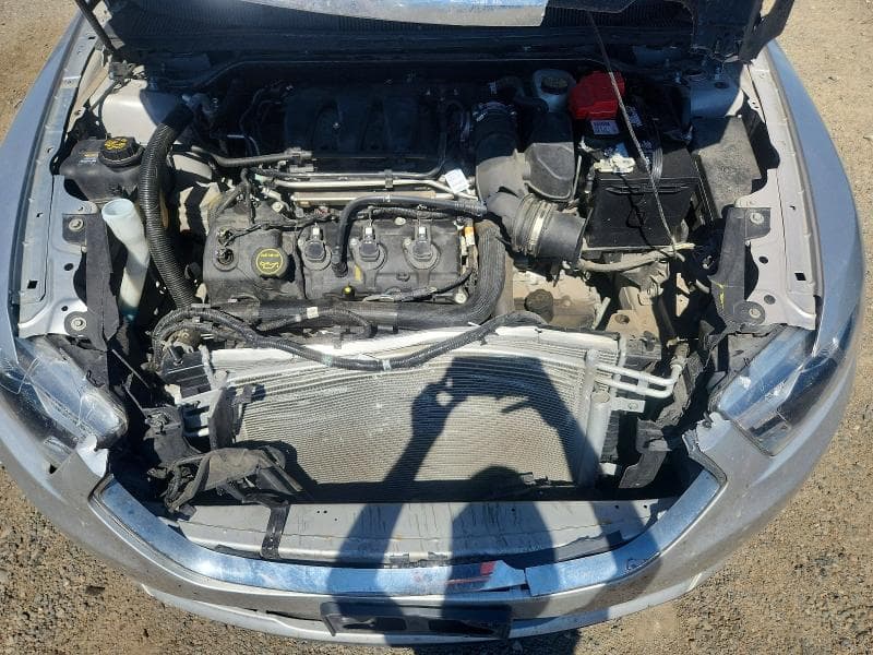 2019 FORD TAURUS SE 11