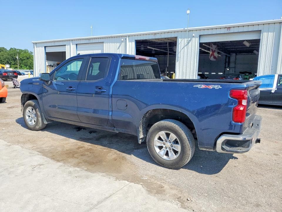 2020 CHEVROLET SILVERADO K1500 LT 2