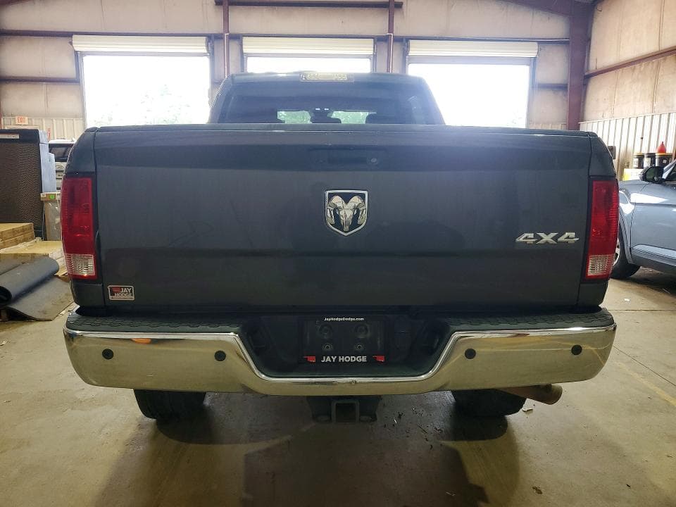 2018 RAM 2500 ST 6