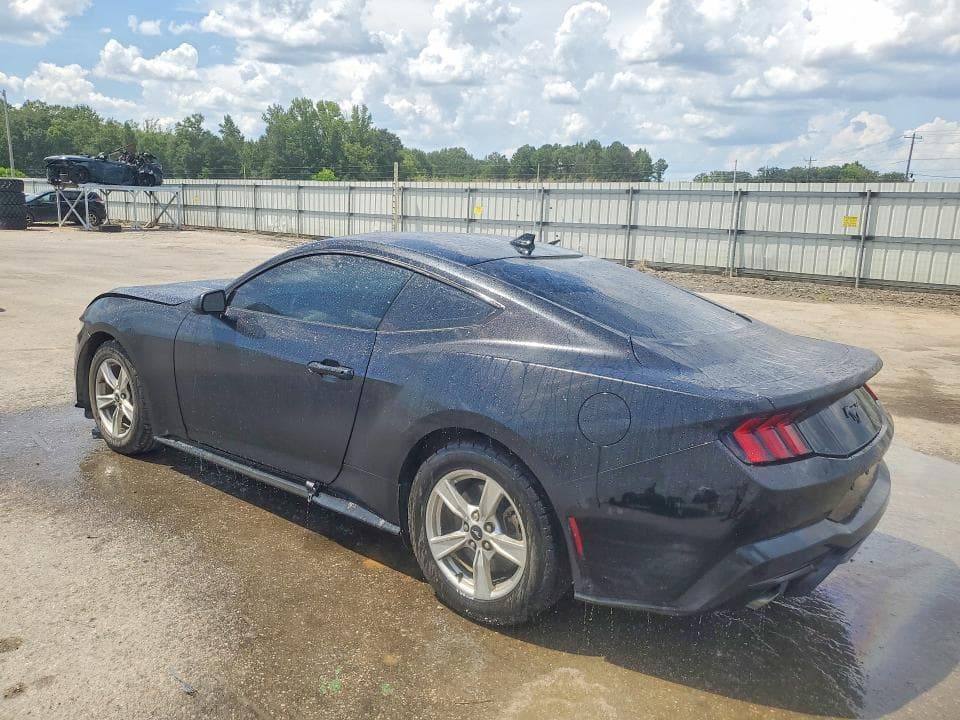 2024 FORD MUSTANG 2