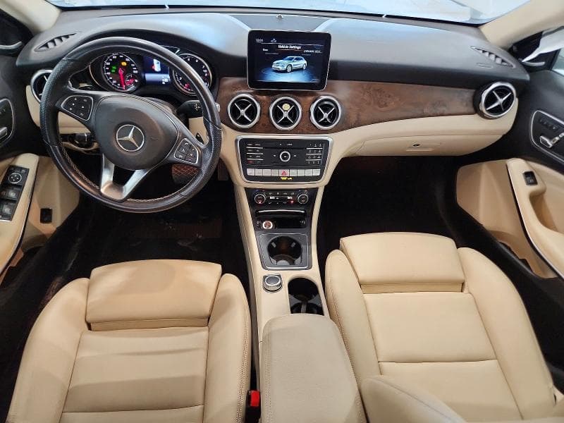 2019 MERCEDES-BENZ GLA 250 4MATIC 8
