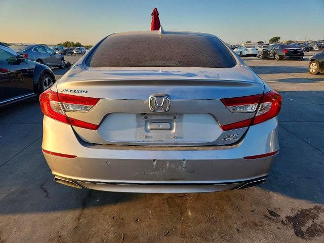 2019 HONDA ACCORD TOURING 6