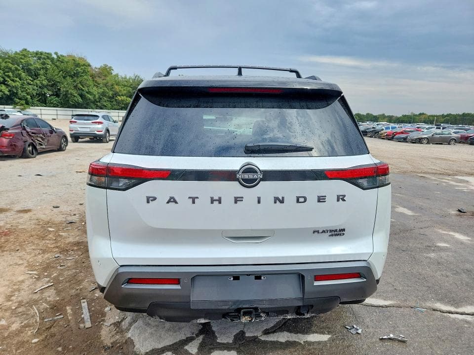 2026 NISSAN PATHFINDER PLATINUM 6
