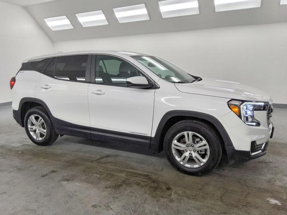 2024 GMC TERRAIN SLE 4