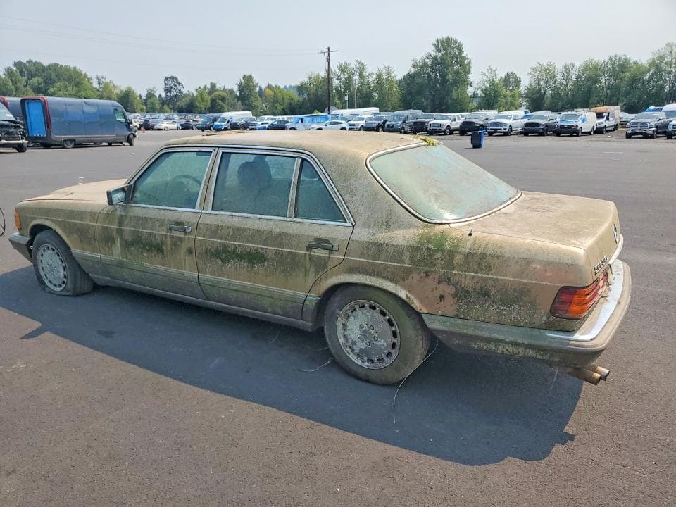 1986 MERCEDES-BENZ 560 SEL 2