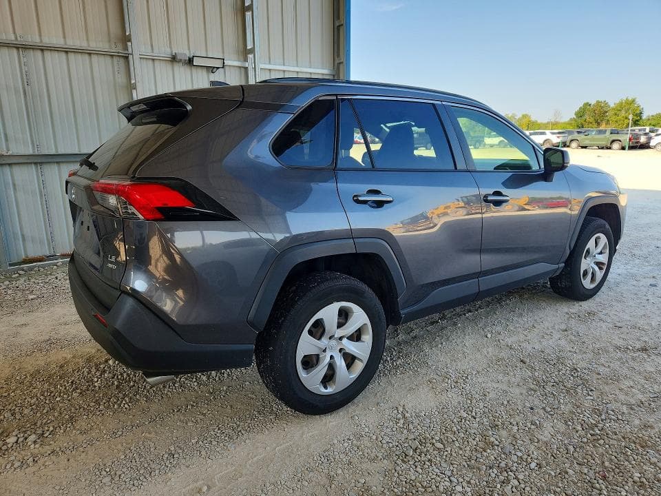 2019 TOYOTA RAV4 LE 3