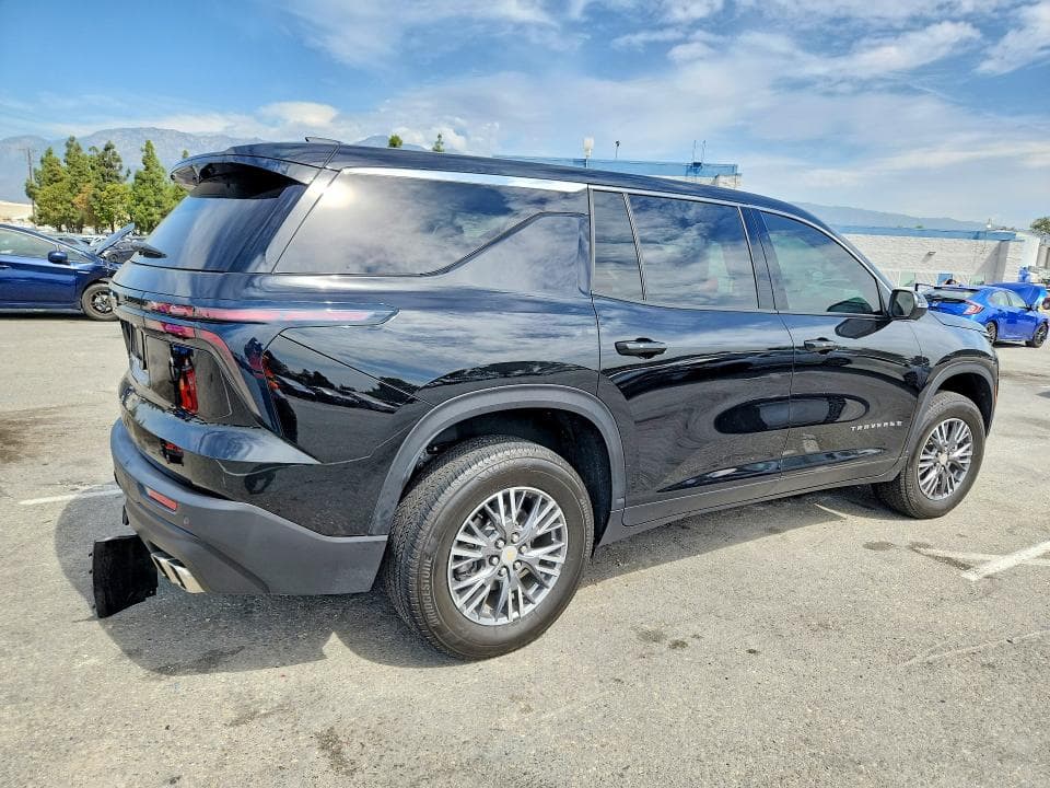 2024 CHEVROLET TRAVERSE LS 3