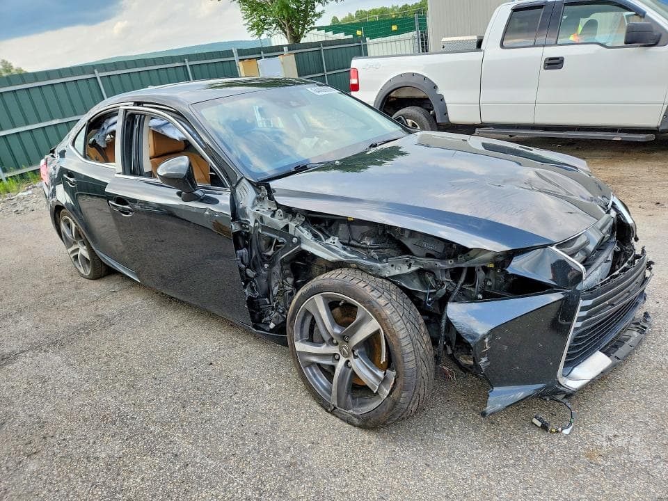 2018 LEXUS IS 300 4