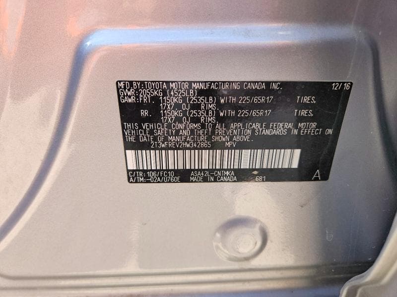 2017 TOYOTA RAV4 XLE 13