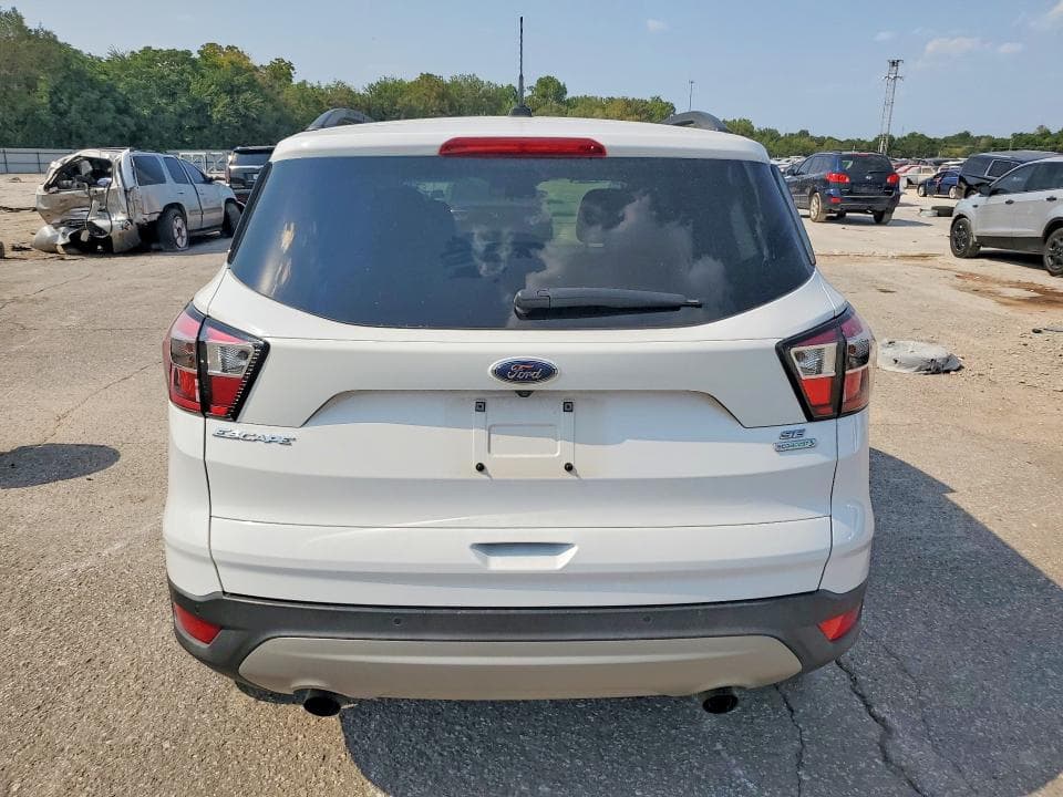 2017 FORD ESCAPE SE 6