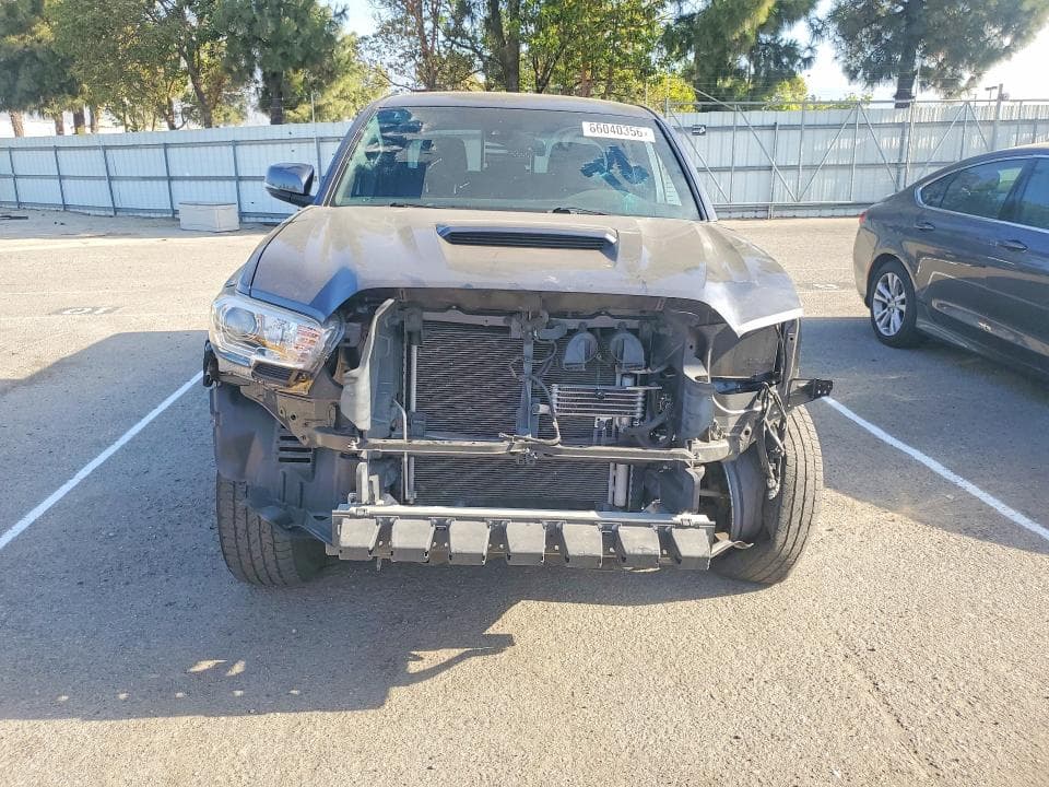 2019 TOYOTA TACOMA TRD SPORT 5