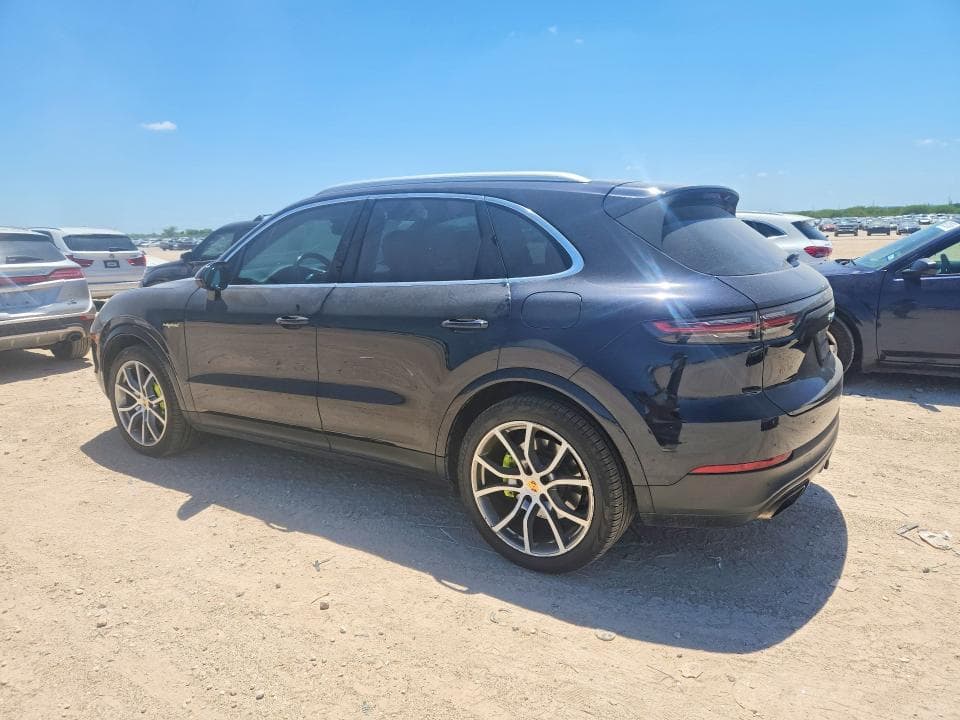 2019 PORSCHE CAYENNE SE HYBRID 2